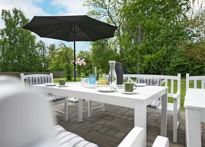 Gunhilda - 200m From The Sea By Interhome *