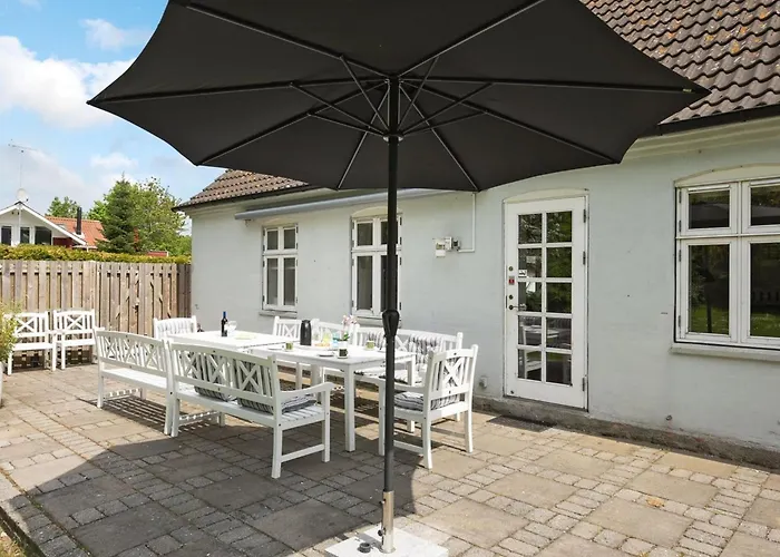 Gunhilda - 200m From The Sea By Interhome