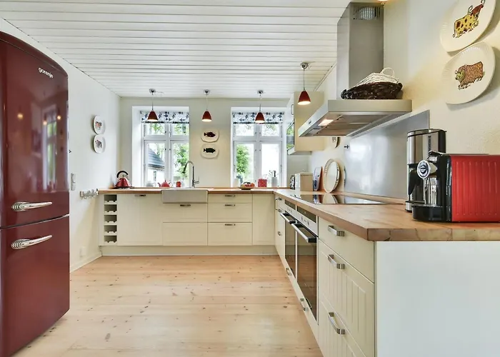 Gunhilda - 200m From The Sea By Interhome *